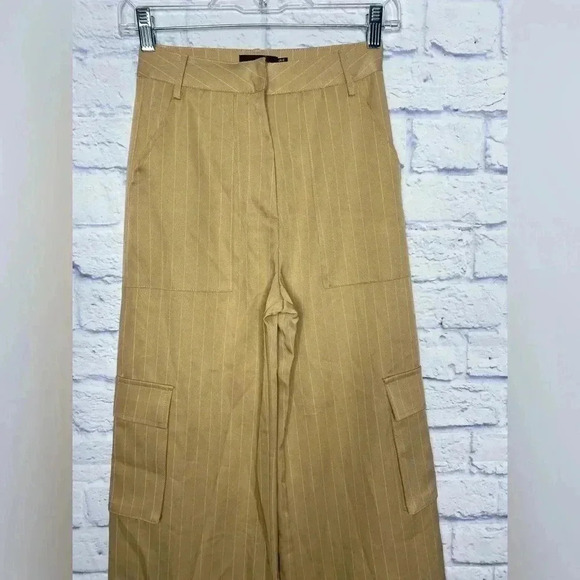 Pretty Little Thing Pinstripe Wideleg Cargo Side Slit Casual Trouser Pants - Picture 3 of 8